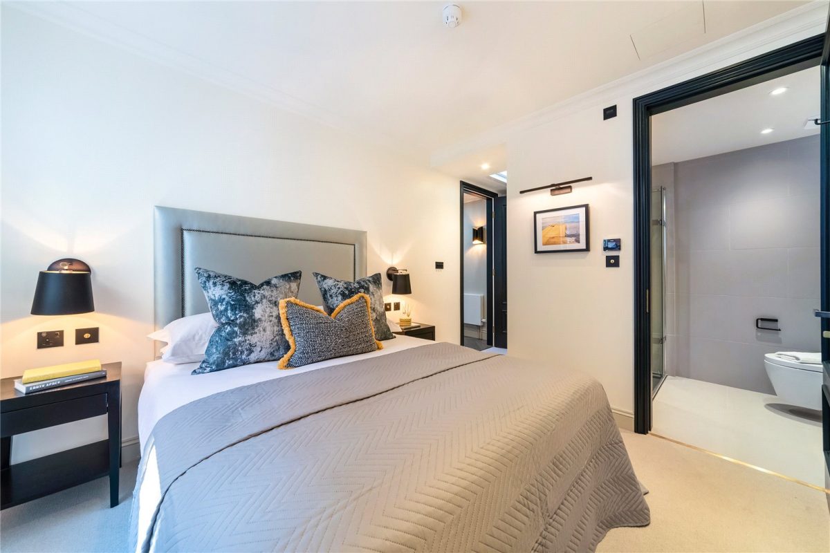 Dean’s Mews, Marylebone, W1
